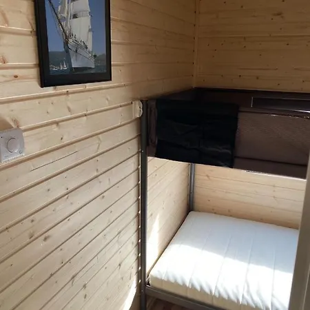 Bådhotel Premium Hausboot Sonneninsel